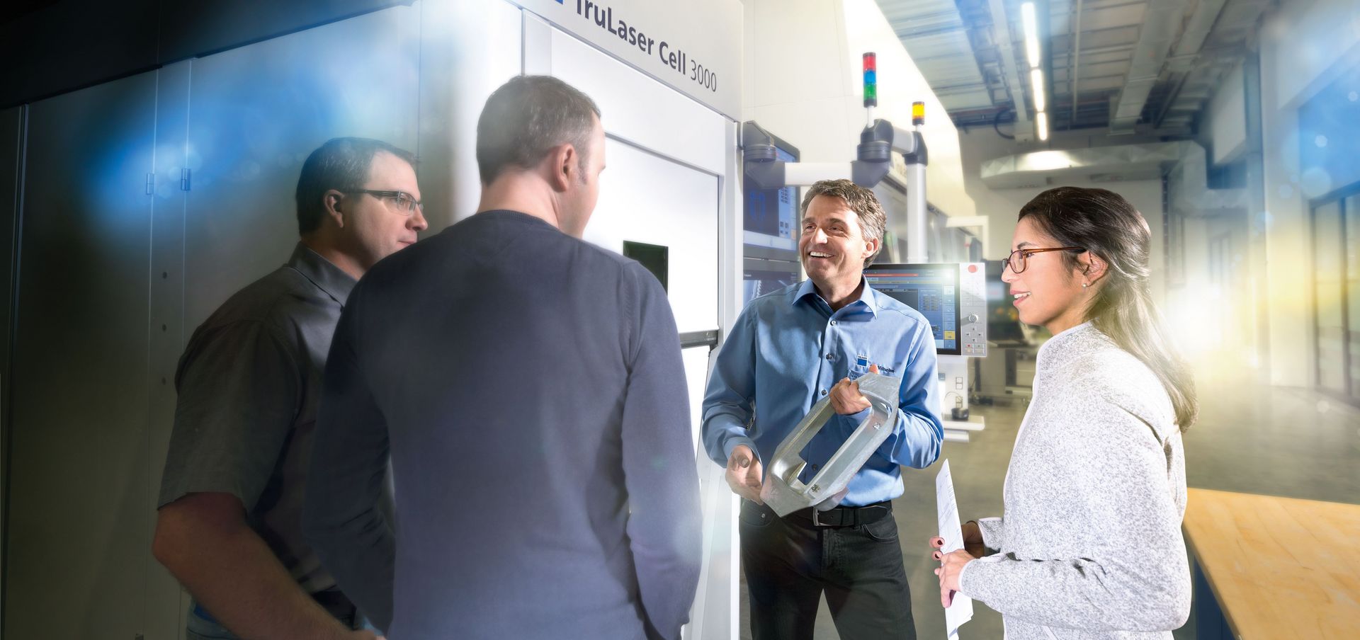 Key visual of TRUMPF Services training