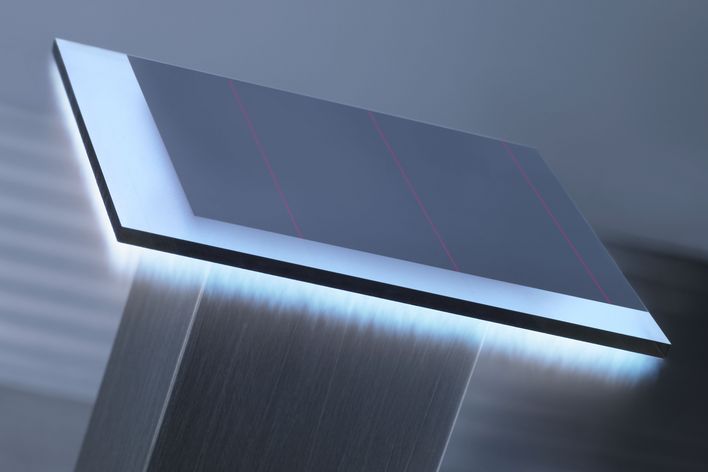Enlèvement de couches marginales et isolation d'arêtes sur les modules solaires à couche mince