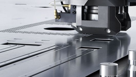Punching, image of the technology 