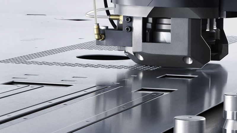 Punching, image of the technology 