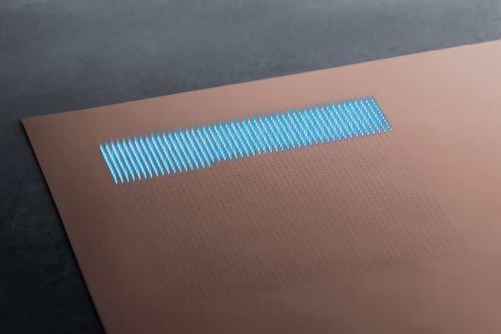 Laserboren van een printplaat met een laser van de TruMicro Serie 5000.
